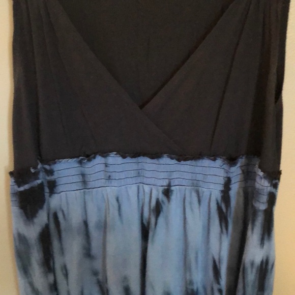 Calvin Klein Beach Coverup - Picture 4 of 4